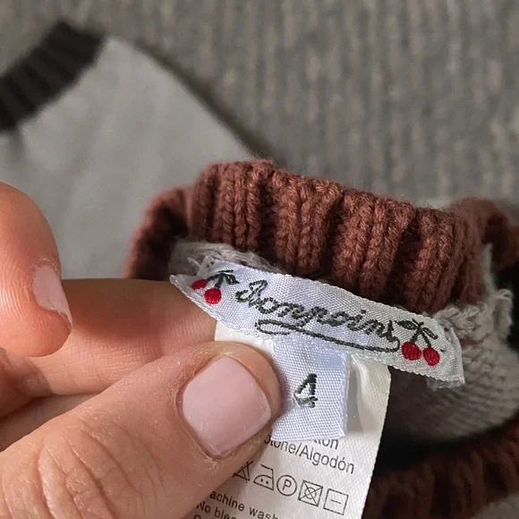 BONPOINT Letter-Graphic Crewneck Sweater in Light Gray with Brown Trim - Picture 4 of 4